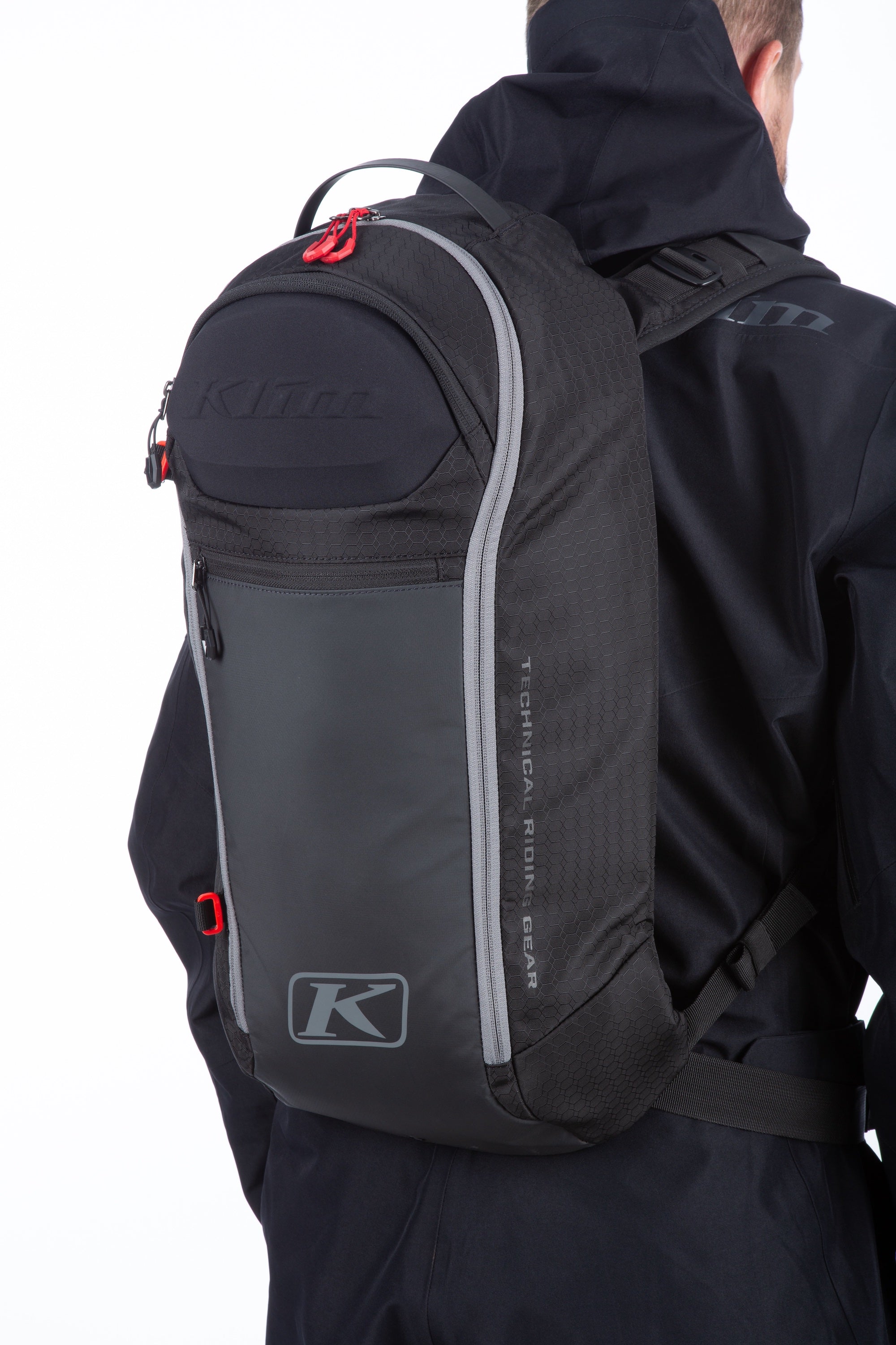 Krew 16 Backpack