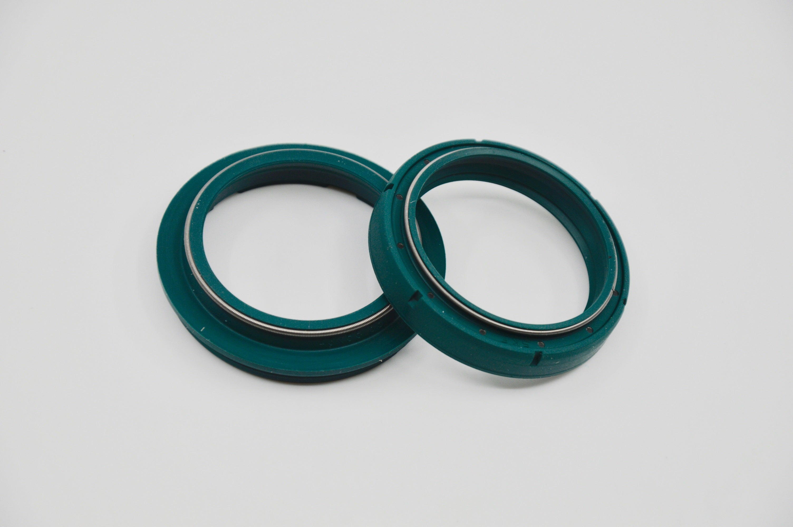 SKF Oil & Dust Seal Kit 43 mm. - KAYABA